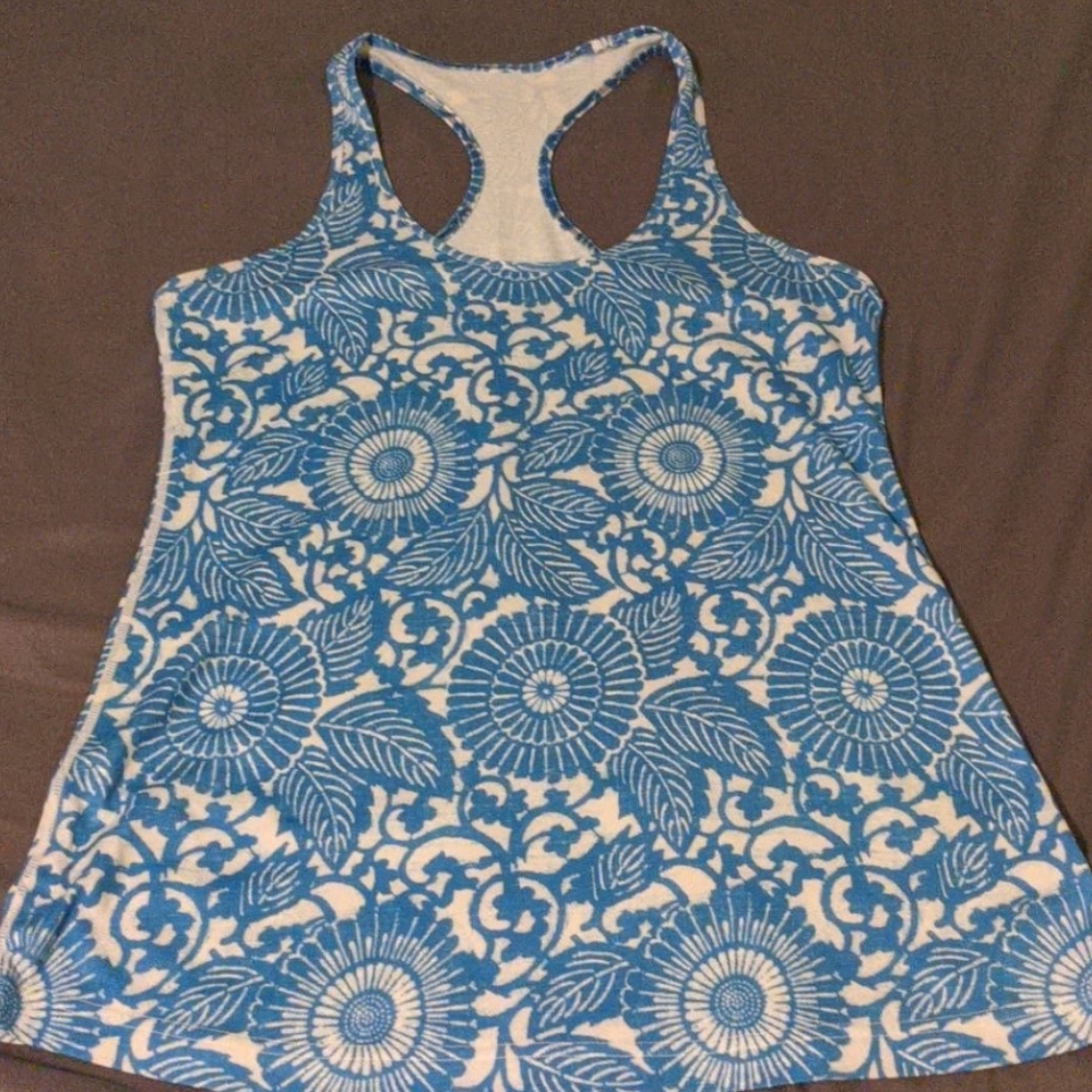 SOLD Lululemon tank top